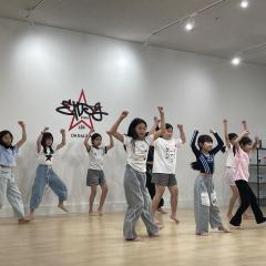 K-Pop Dance